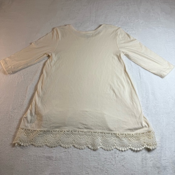 Old Navy Cream Tunic with Lace Hem - Picture 2 of 4